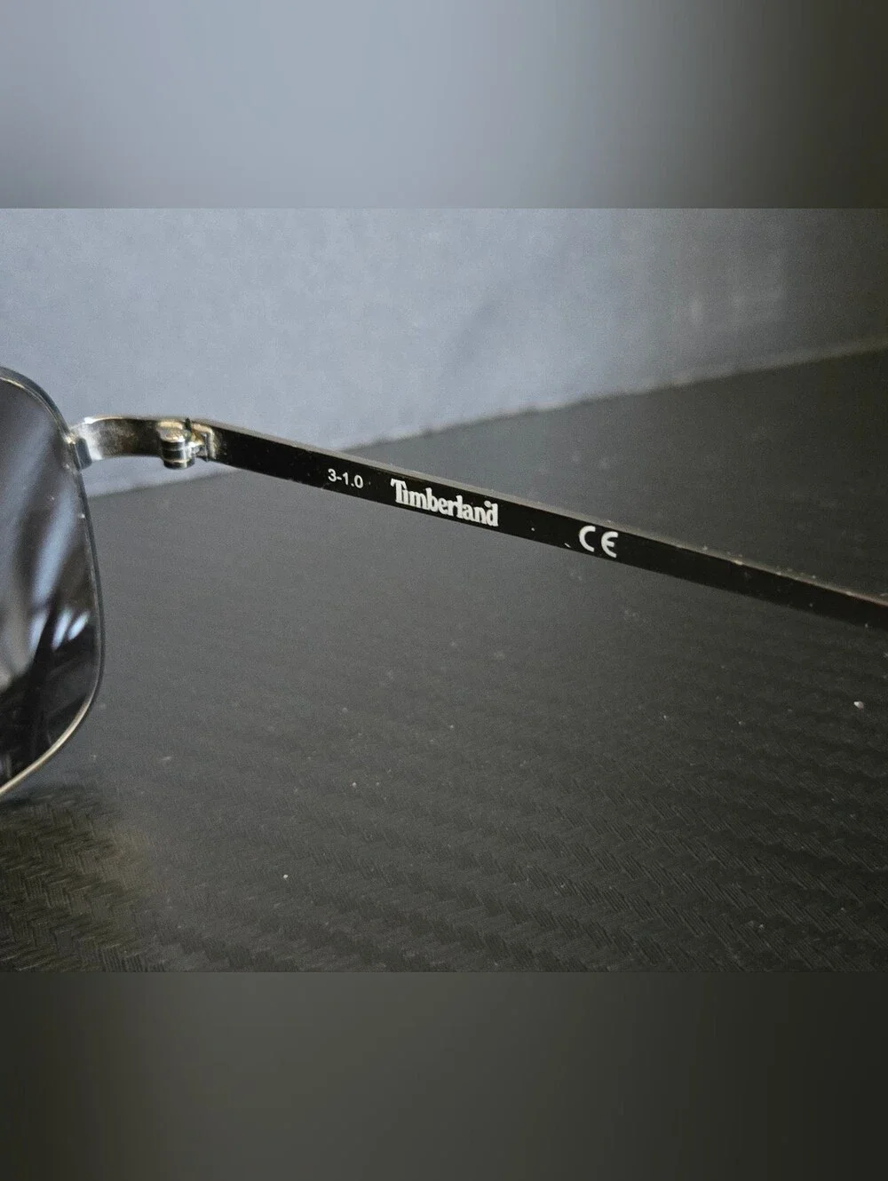 Timberland Polarized Rectangular Sunglasses Gunmetal Gray Lens TB7138 09A